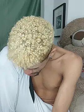 Ryan_Duppont Pertunjukan Webcam