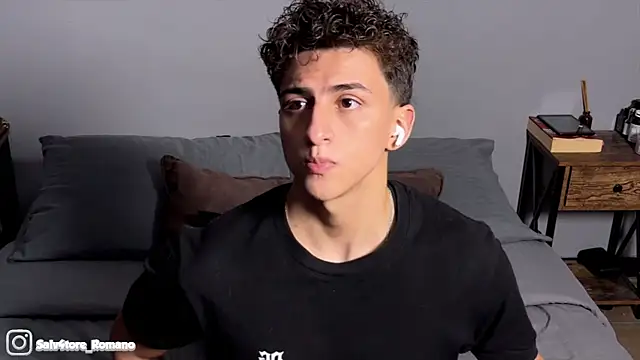 salvatore_romanoo Webcam show
