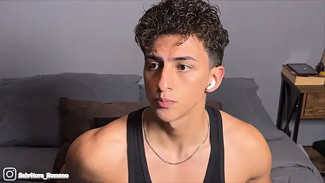 salvatore_romanoo Шоу с уебкамера