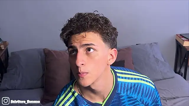 Show modela salvatore_romanoo na web-kameri