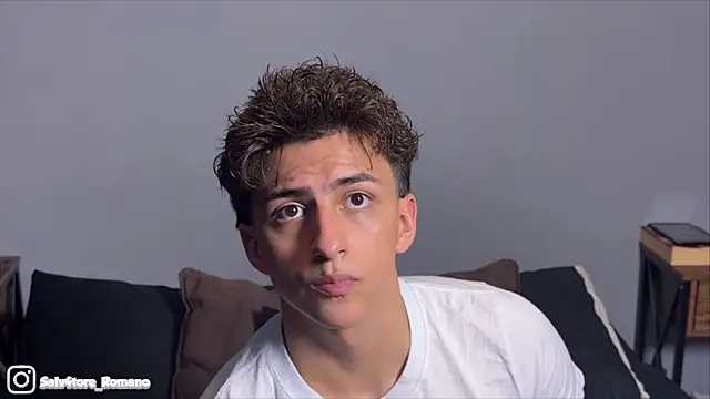 salvatore_romanoo Pertunjukan Webcam