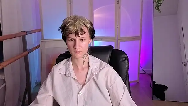 Senpai_Sins লাইভ XXX চ্যাট