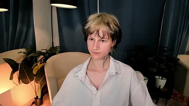 Senpai_Sins' Live XXX Chat