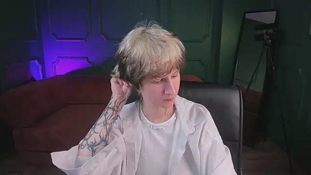 Senpai_Sins 라이브 XXX 채팅