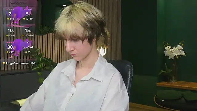 Senpai_Sins 网络视讯表演
