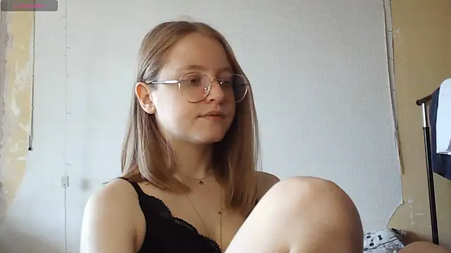 WinifredLunney Adlı Modelin Canlı XXX Sohbeti