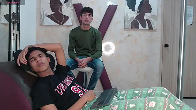 Chat +18 de SUCKING_LOVER1 ao vivo