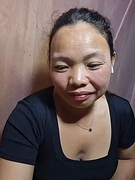 Bini-ll Chat XXX in diretta