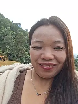 Bini-ll's Live XXX Chat