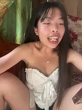 Hikomy- Pertunjukan Webcam