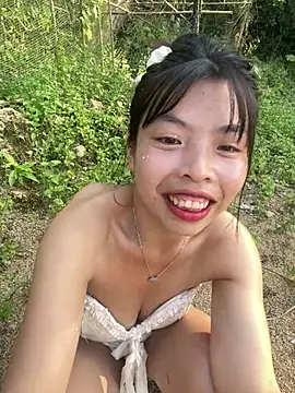 Hikomy- Pertunjukan Webcam