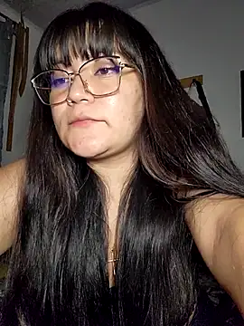 Louise_0105 Webcam show
