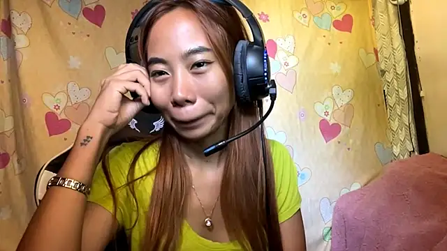 PiaSwida's Live XXX Chat