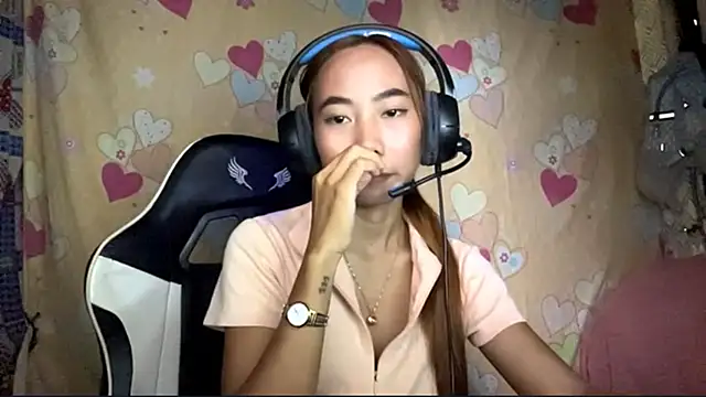 PiaSwida Live XXX-chat