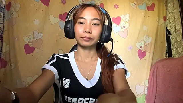 PiaSwida Show in webcam