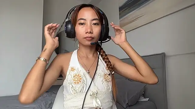 PiaSwida's Live XXX Chat