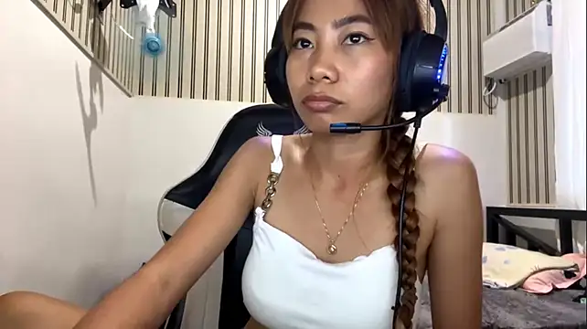 PiaSwida Obrolan Langsung XXX