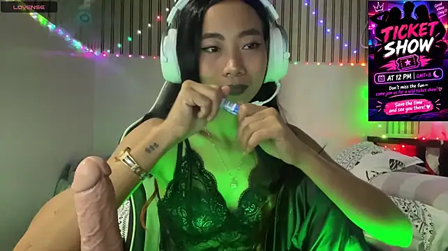 PiaSwida Live XXX-chat