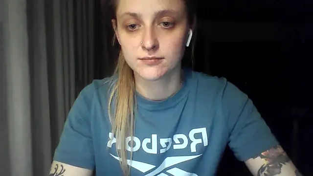 LeaWetGirl Webcam-Show