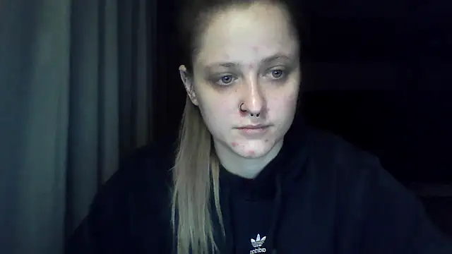 Chat +18 de LeaWetGirl ao vivo