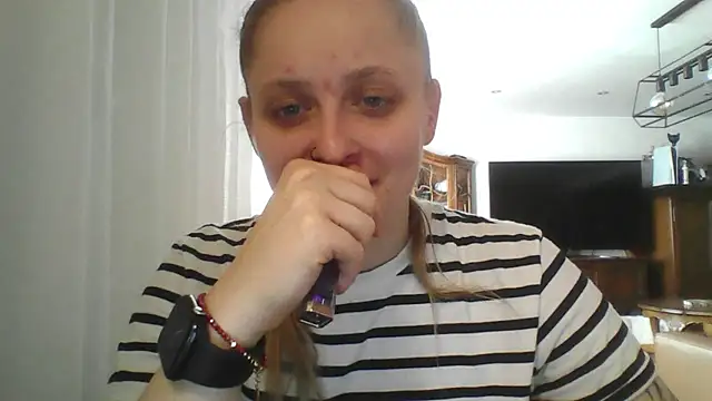 LeaWetGirl's Webcam Show