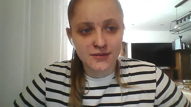 LeaWetGirl Webcamshow