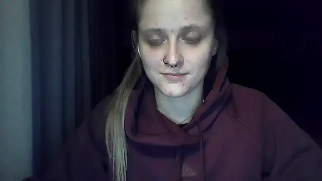 LeaWetGirl Show in webcam