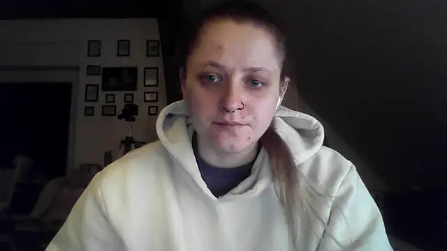LeaWetGirl Webcam Show