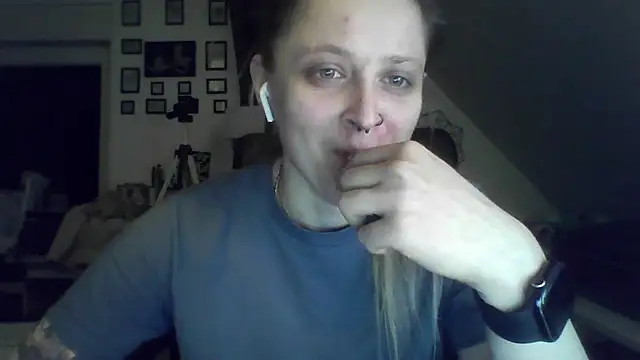 Webkamerová show LeaWetGirl