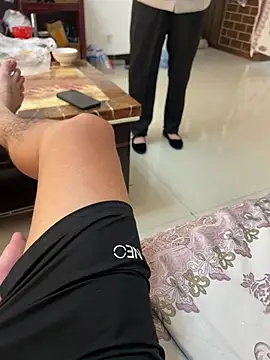 gaojujiang_8: διαδικτυακό σόου στην κάμερα