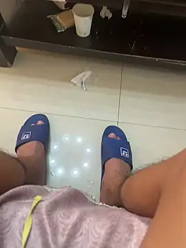 gaojujiang_8 Webcam Show