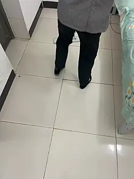 gaojujiang_8: вебкам-шоу