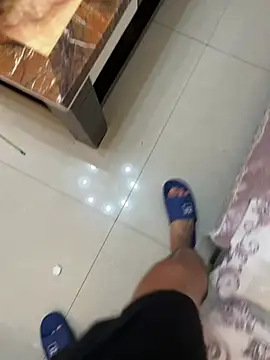 gaojujiang_8 Webcam Show