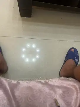 gaojujiang_8 Webcam Show