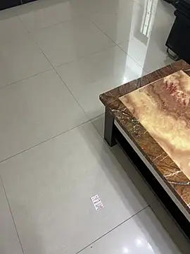 gaojujiang_8: διαδικτυακό σόου στην κάμερα