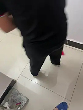 gaojujiang_8: διαδικτυακό σόου στην κάμερα