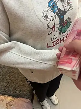 gaojujiang_8 在線直播表演