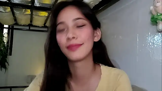 XXX chat uživo modela HaMeschino