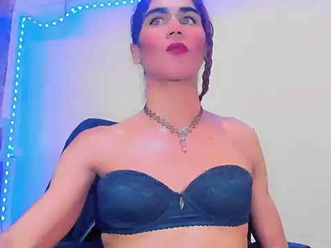 Show de ts_latinaxxxts na webcam