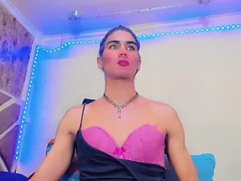 ts_latinaxxxts' Webcam Show