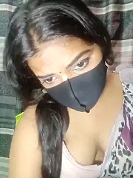 Shathi56 Adlı Modelin Canlı XXX Sohbeti