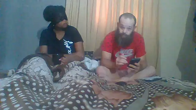 Interracialcouple35's Webcam Show