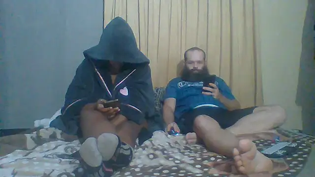 Show modela Interracialcouple35 na web-kameri