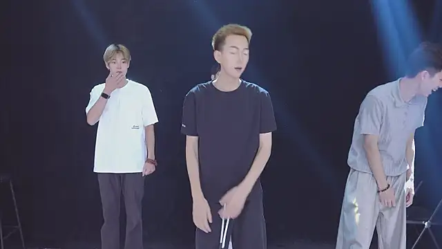NCT-111 webkamerás műsora