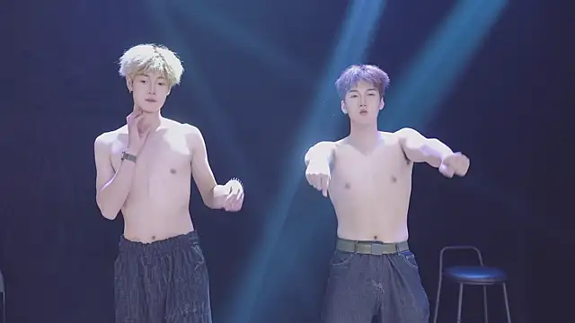 NCT-111's Webcam Show