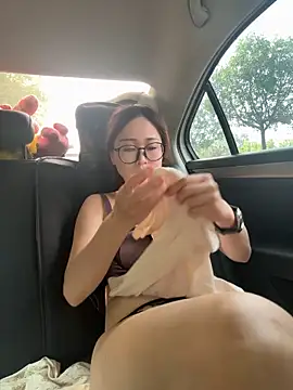 xiaojiu107 网络视讯表演
