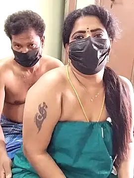 Show modela Honey-Couples na web-kameri