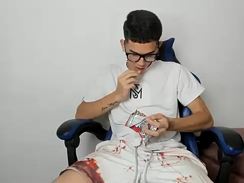 Steel_jheder – webcam-show