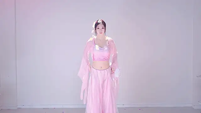 Show modela IVE-111 na web-kameri
