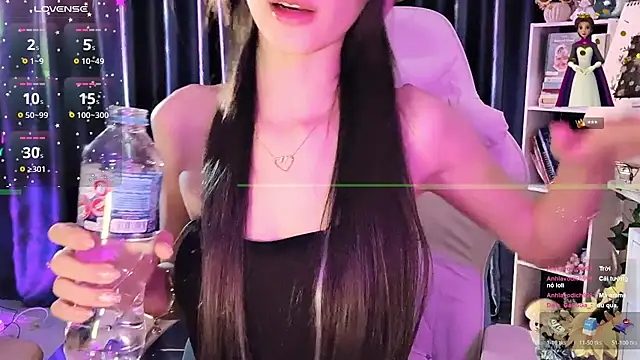 Show de Your-Sunshinee na webcam